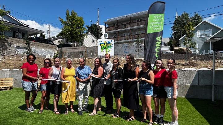 Inauguration d'une nouvelle place publique au coeur du Vieux-Donnacona