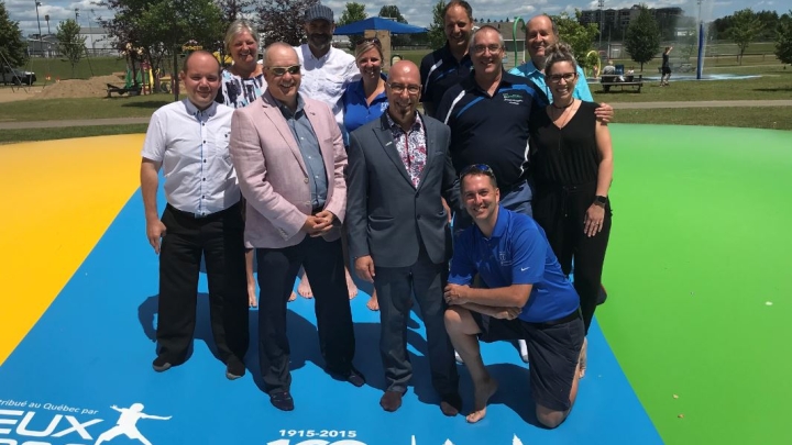 Inauguration officielle de la trampoline géante