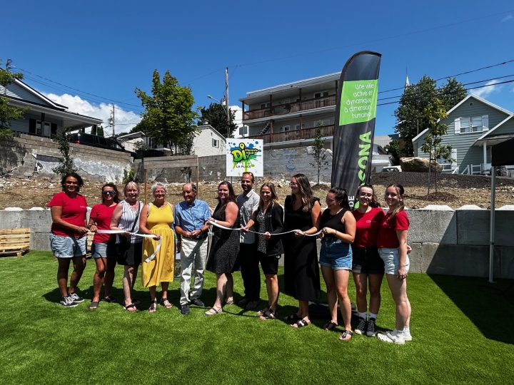 Inauguration d'une nouvelle place publique au coeur du Vieux-Donnacona